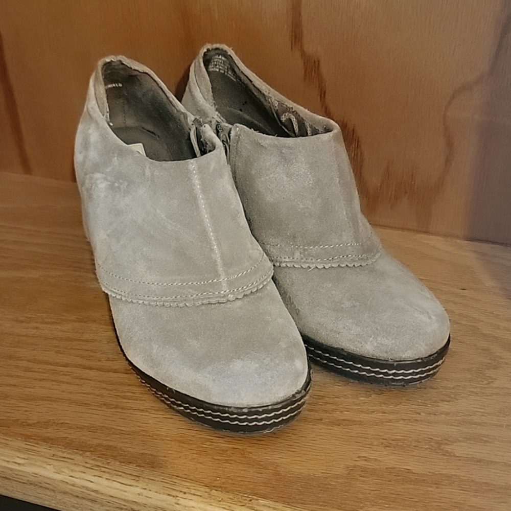 Dr Scholls Boots Womens 7.5 M Balance Ankle Booties Wedge Zipper Beige Leather